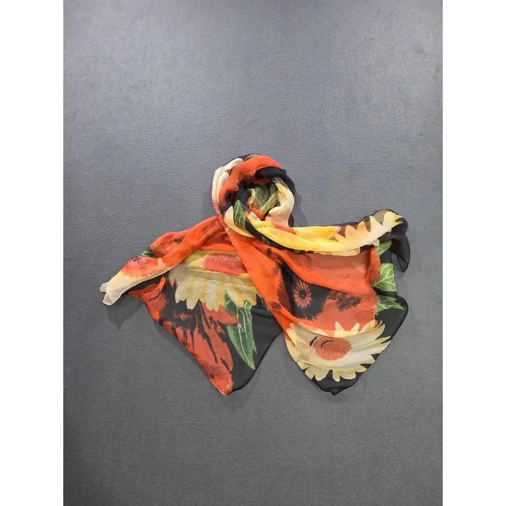 Beautiful Vintage Scarf 